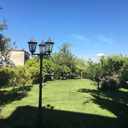 Charme Bed & Breakfast 3*